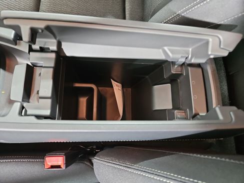 New 2026 Nissan Rogue SV image 25