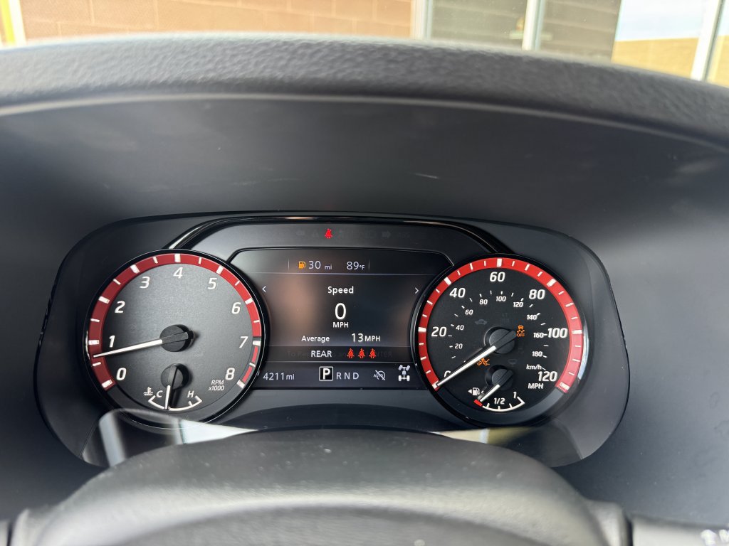 Used 2024 Nissan Frontier PRO-4X w/ Off-Road Protection Package AWD/4WD image 17