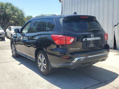 Certified 2020 Nissan Pathfinder SL FWD image 6