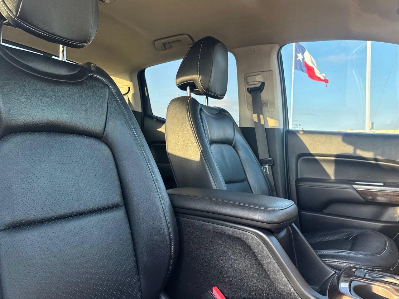 Used 2018 GMC Canyon SLE w/ SLE Convenience Package RWD image 25