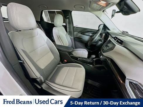 Used 2022 Chevrolet TrailBlazer LT image 28