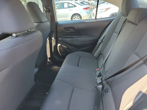 Used 2025 Toyota Corolla LE image 11