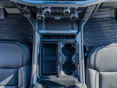 Used 2025 Ford F350 Platinum w/ Tremor Off-Road Package image 28