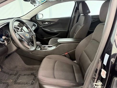 Used 2023 Chevrolet Malibu LT image 11