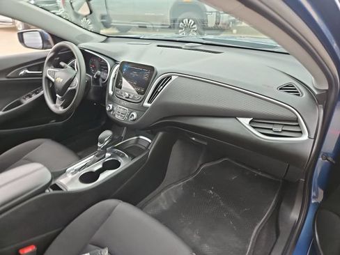 Used 2024 Chevrolet Malibu LT FWD image 25