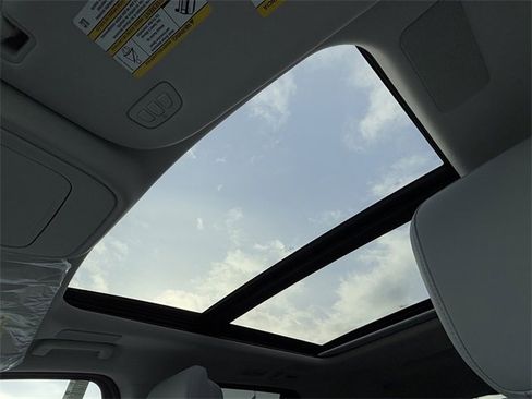 New 2026 Ford Expedition Platinum w/ Driver's Package image 15