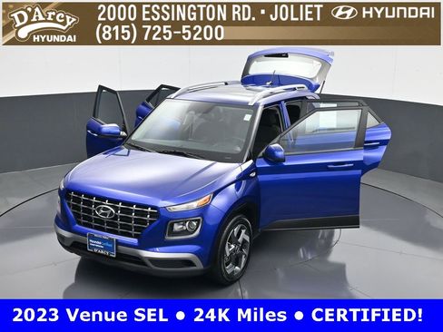 Certified 2023 Hyundai Venue SEL image 30