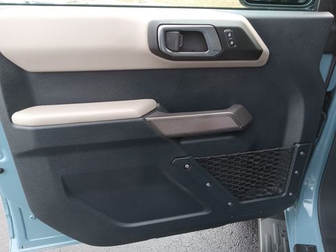 Used 2022 Ford Bronco Wildtrak image 8