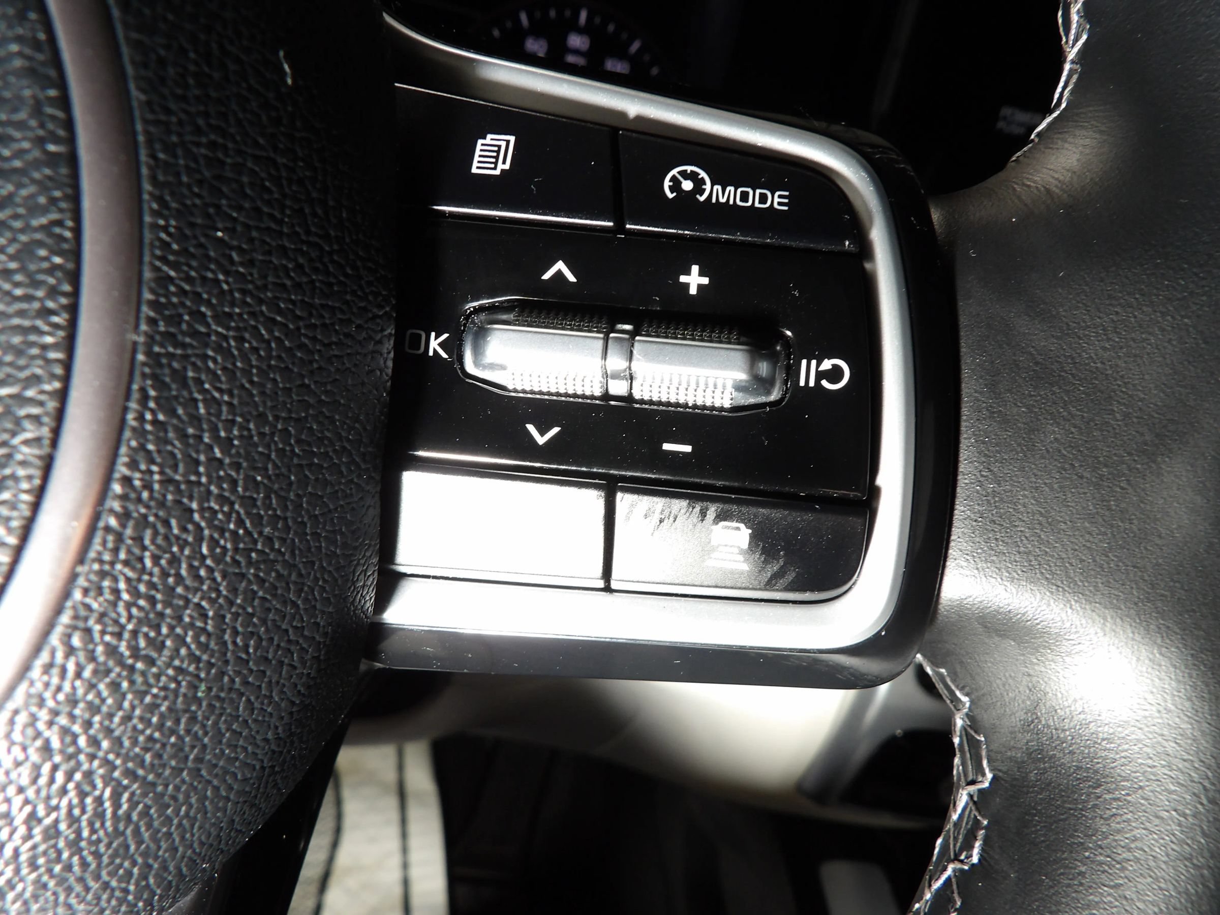 Used 2022 Kia Sorento SX AWD/4WD image 29