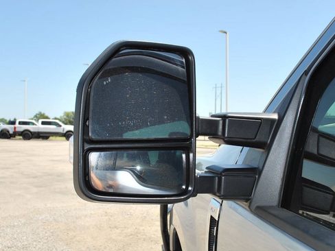 Used 2022 Ford F350 XLT w/ XLT Premium Package AWD/4WD image 15