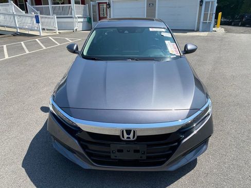 Used 2020 Honda Accord Touring image 3