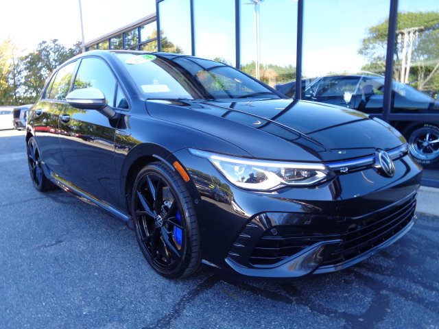 Used 2024 Volkswagen Golf R AWD/4WD image 3