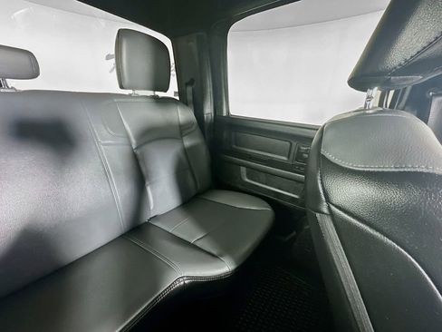 Used 2024 RAM 3500 Tradesman w/ Chrome Appearance Group image 14