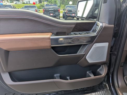 Used 2024 Ford F150 King Ranch w/ FX4 Off-Road Package AWD/4WD image 11