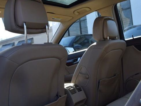 Used 2013 Mercedes-Benz C 300 4MATIC Sedan w/ Multimedia Pkg image 33