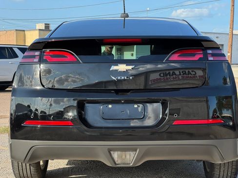 Used 2015 Chevrolet Volt Premium w/ Premium Trim Package FWD image 6