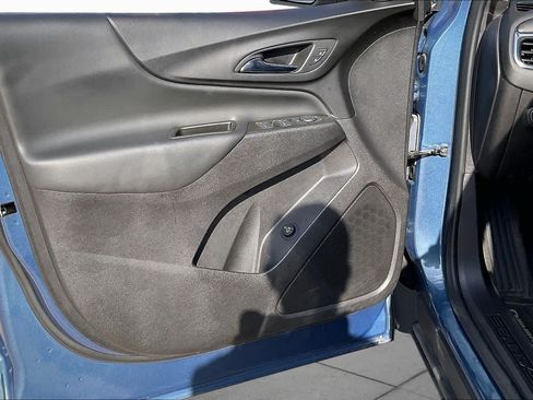 Used 2024 Chevrolet Equinox LT FWD image 21