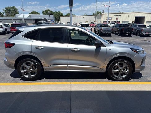 Used 2024 Ford Escape ST-Line AWD/4WD image 6