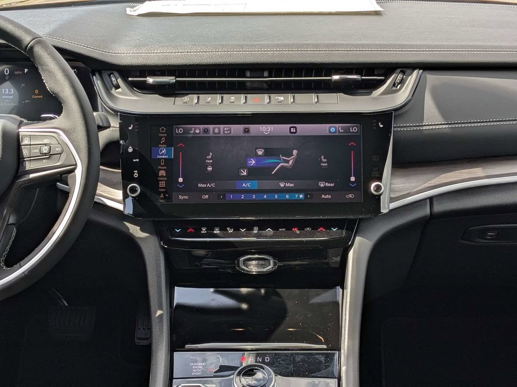 New 2026 Jeep Grand Cherokee Limited AWD/4WD image 19