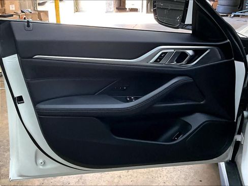 Used 2023 BMW i4 eDrive40 RWD image 25