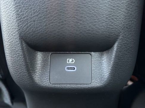 New 2025 Nissan Versa SR w/ Trunk Package image 20