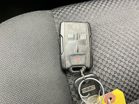 Used 2016 GMC Sierra 1500 SLE image 25