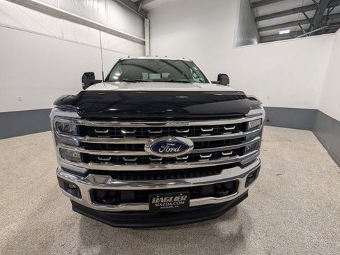 Used 2024 Ford F250 Lariat image 12