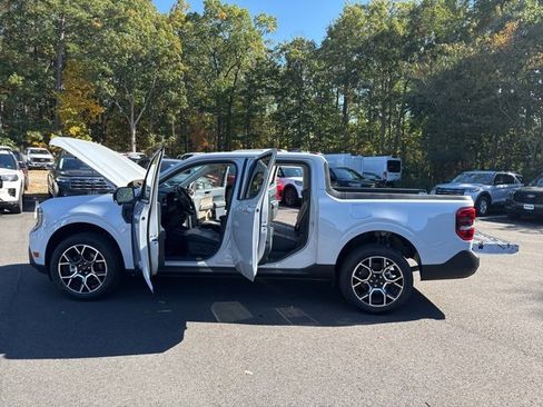 New 2025 Ford Maverick Lariat image 26