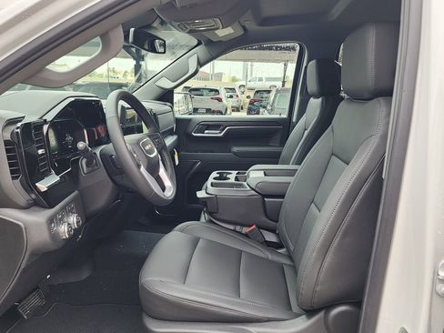 New 2026 GMC Sierra 1500 SLT w/ X31 Off-Road Package AWD/4WD image 16