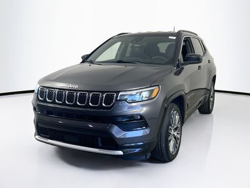 Used 2023 Jeep Compass Limited w/ Elite Group AWD/4WD image 1