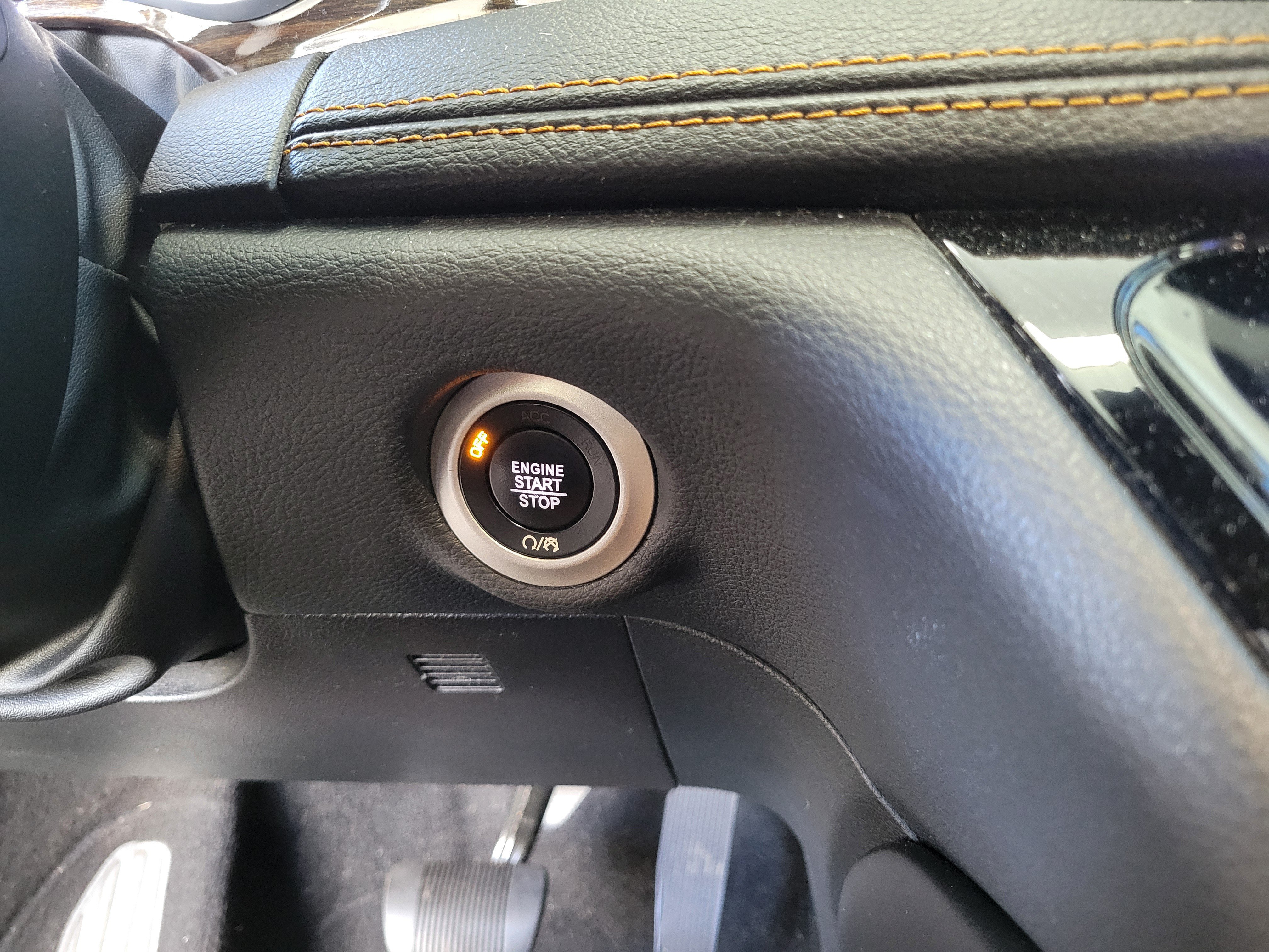 Used 2021 Chrysler Pacifica Pinnacle FWD image 23