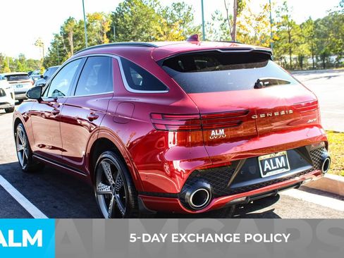 Used 2025 Genesis GV70 3.5T Sport w/ Sport Advanced Package image 4