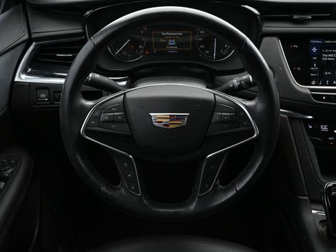 Used 2024 Cadillac XT5 Premium Luxury FWD image 10