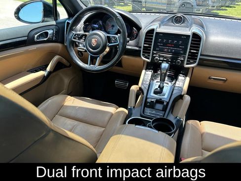 Used 2017 Porsche Cayenne S AWD/4WD image 9