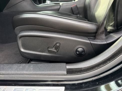 Used 2022 Chrysler 300 Touring L w/ Popular Equipment Group image 15