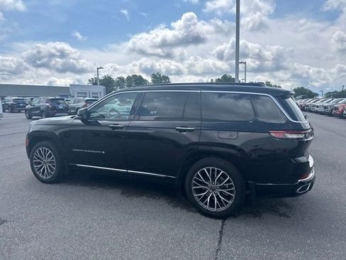 Used 2025 Jeep Grand Cherokee L Summit AWD/4WD image 3