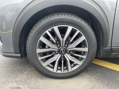 Used 2024 Nissan Kicks SR FWD image 13