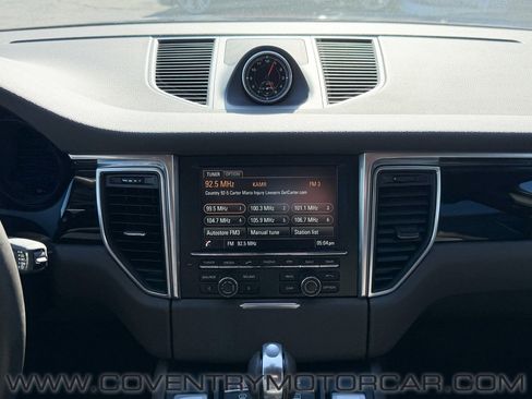 Used 2015 Porsche Macan S AWD/4WD image 20