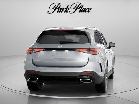 Certified 2025 Mercedes-Benz GLC 300 4MATIC w/ AMG Line image 18