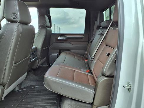 Certified 2025 GMC Sierra 3500 Denali w/ Denali Reserve Package image 20