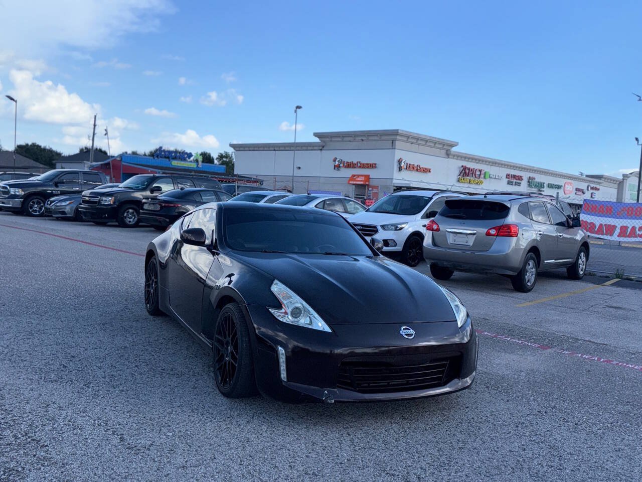 Used 2016 Nissan 370Z Coupe RWD image 6