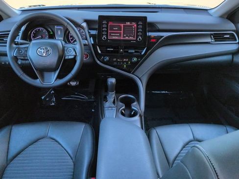 Certified 2022 Toyota Camry SE w/ Convenience Package FWD image 14