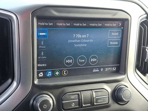 Used 2021 Chevrolet Silverado 1500 LT Trail Boss w/ Bed Protection Package image 17