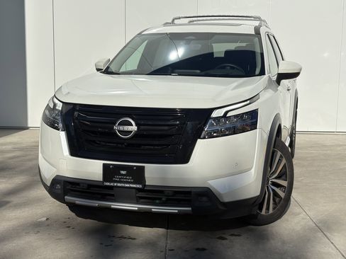 Used 2023 Nissan Pathfinder Platinum w/ Lighting Package (N93) image 1