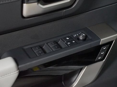 New 2026 Toyota Tundra Limited AWD/4WD image 32