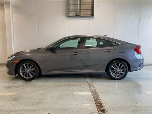 Used 2019 Honda Civic EX-L image 8