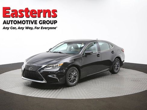 Used 2018 Lexus ES 350 w/ Luxury Package w/Wood Trim FWD image 60