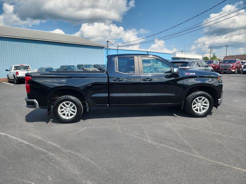 Certified 2021 Chevrolet Silverado 1500 LT AWD/4WD image 9