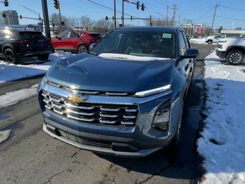 New 2026 Chevrolet Equinox LT w/ Convenience Package II image 5