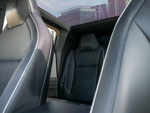 Used 2024 Tesla Cybertruck Cyberbeast image 31